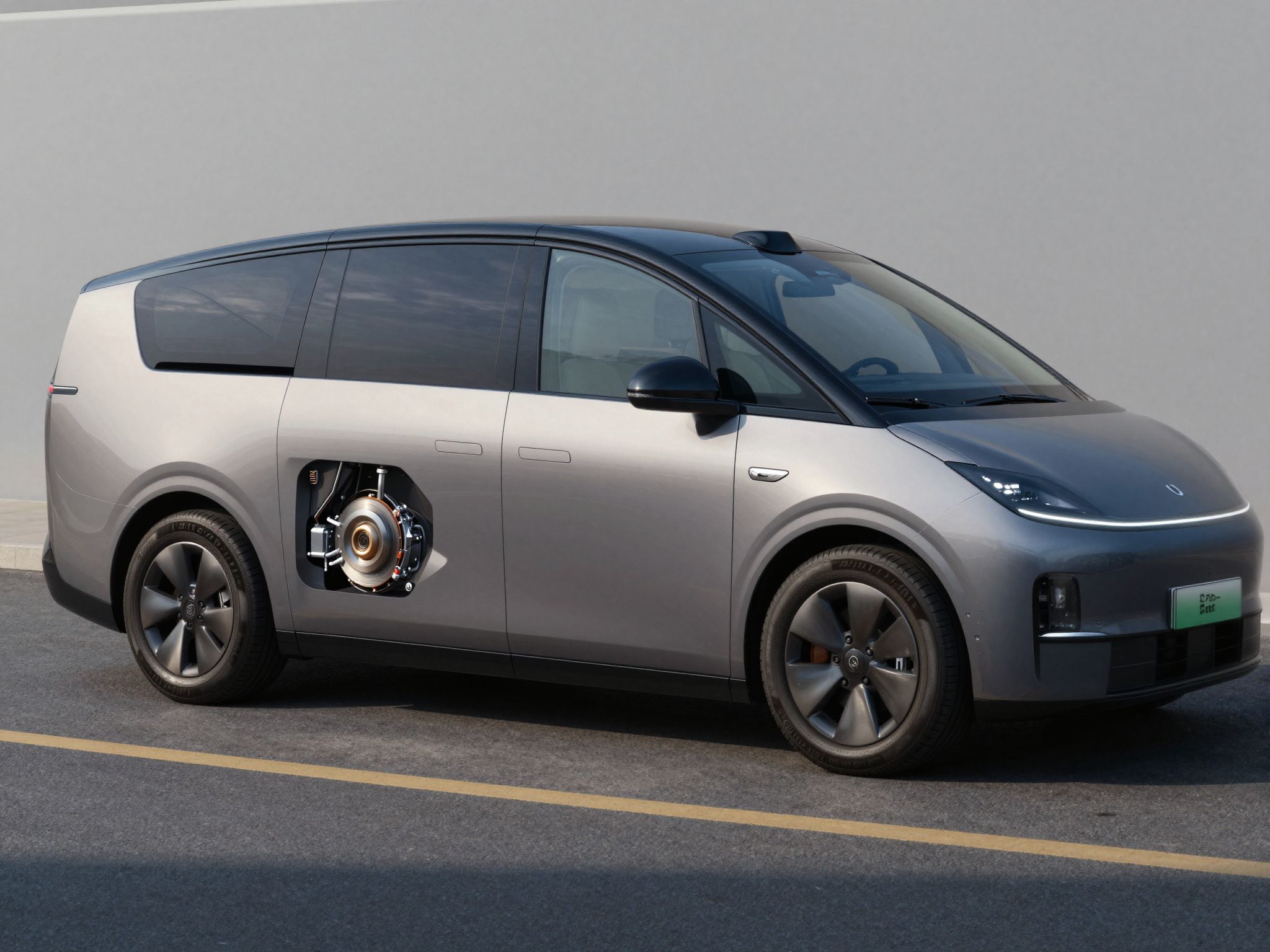 A súlypont helyzete befolyásolja a fékerő optimális elosztását.