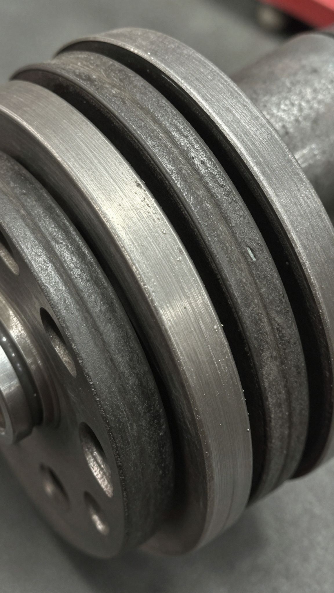 A rugalmas elem kopása befolyásolja a kuplung élettartamát.