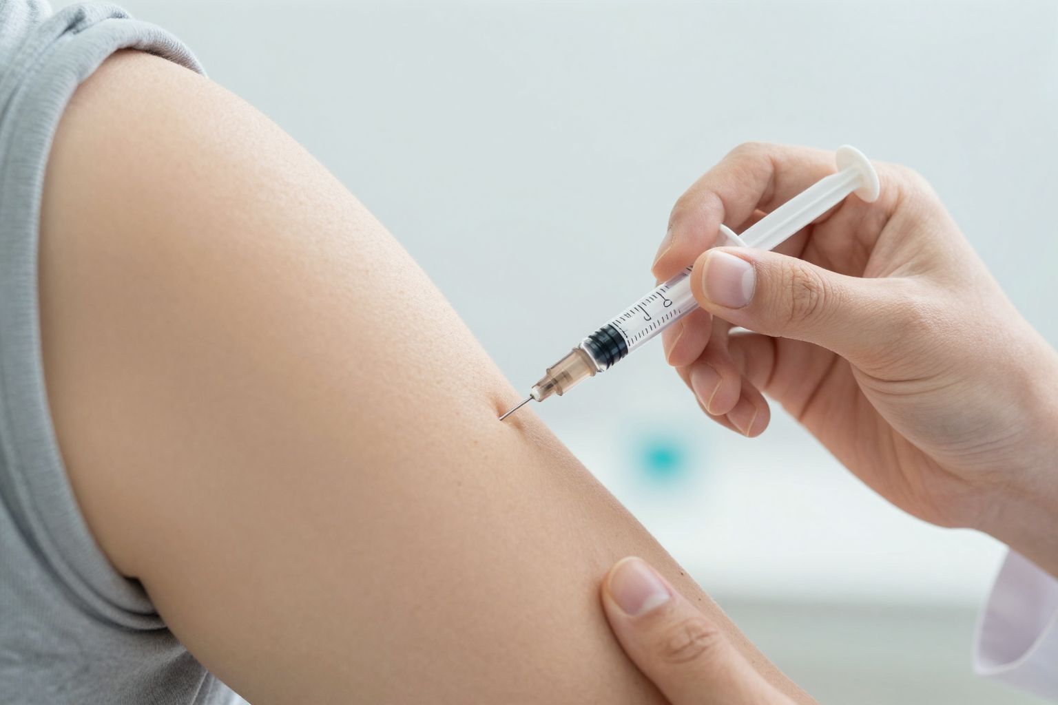 A szubkután injekció gyors, fájdalommentes beadás technikája.